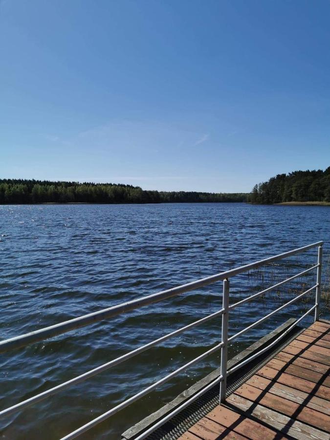 Letniskowy Nad Jeziorem Holiday home *