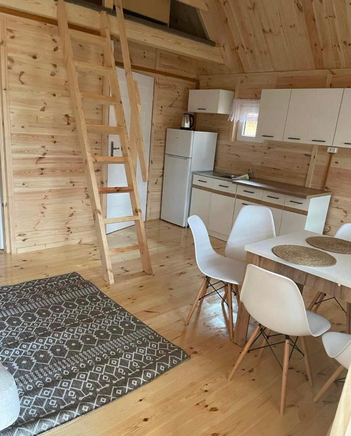 Letniskowy Nad Jeziorem Holiday home *