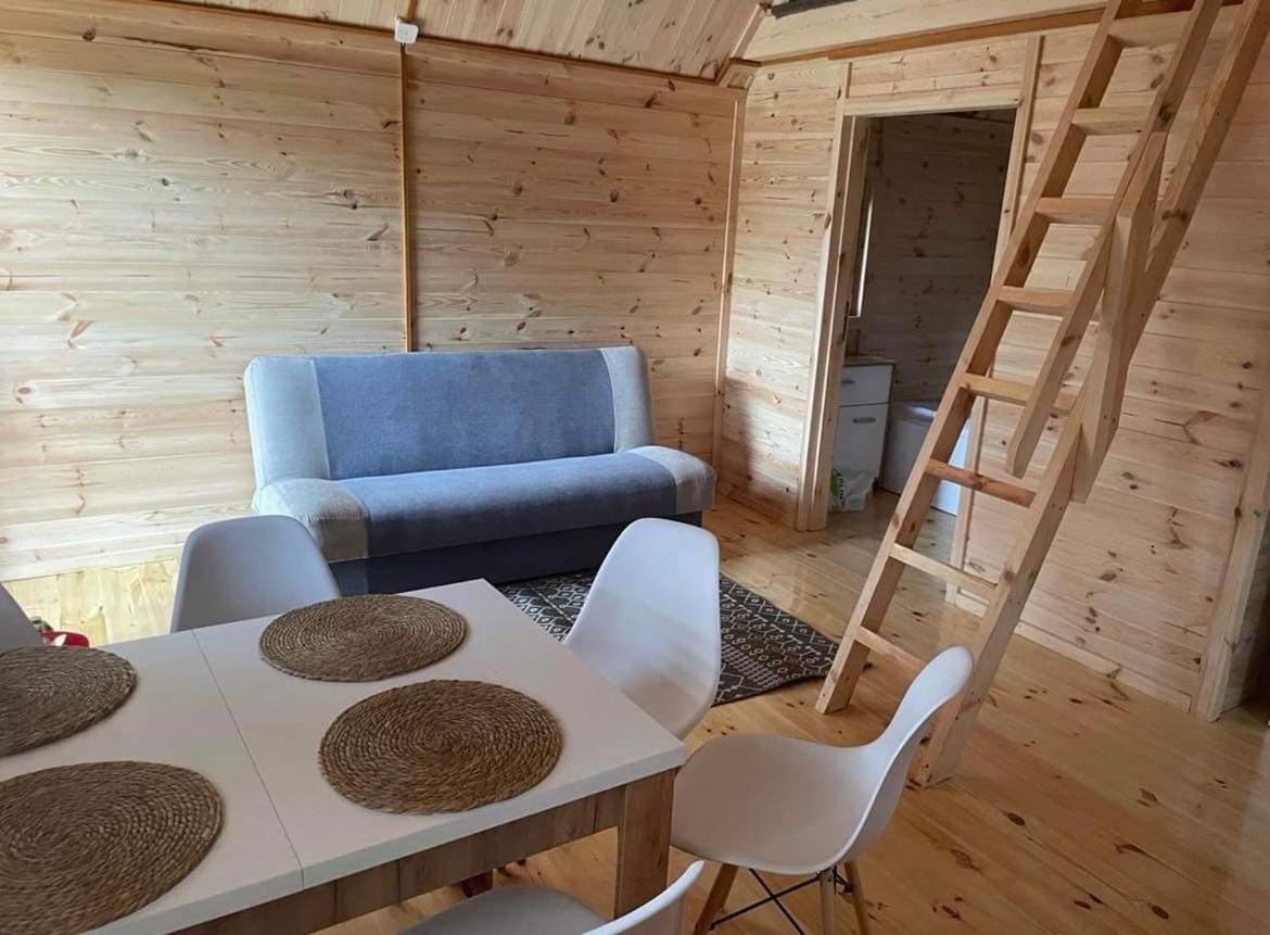 Letniskowy Nad Jeziorem Holiday home *